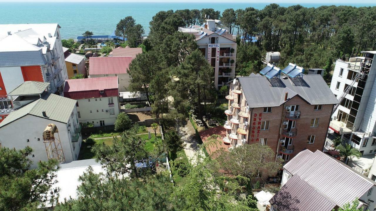 Hotel Evrazia Ureki Eksteriør bilde